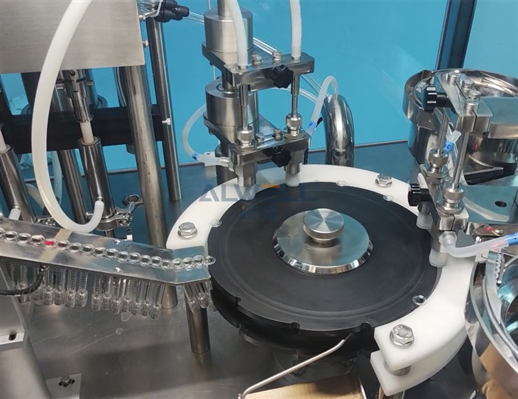 syringe filling machine